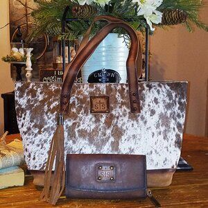 STS Ranchwear Cheyanne Large Cowhide Leather Tote & Wallet